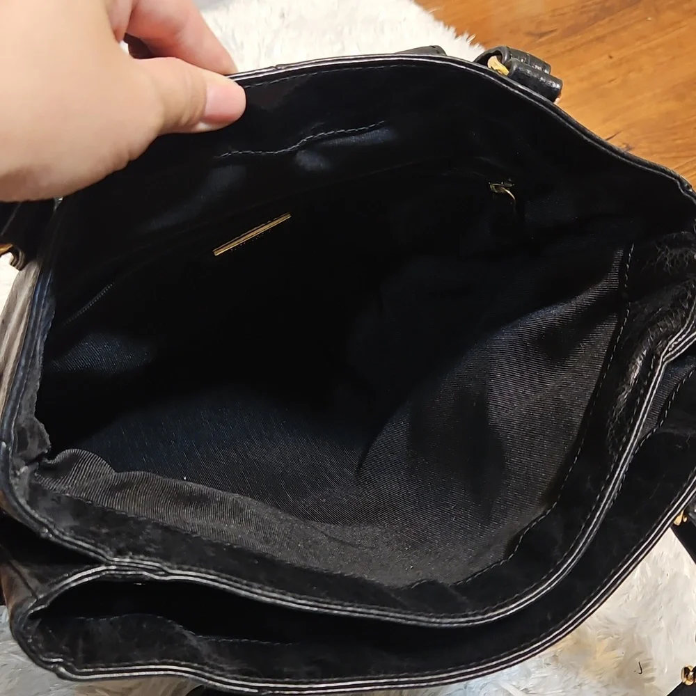 Badgley Mischka Black Patent Leather Tote Bag‎ Gold Buckle Shoulder Bag